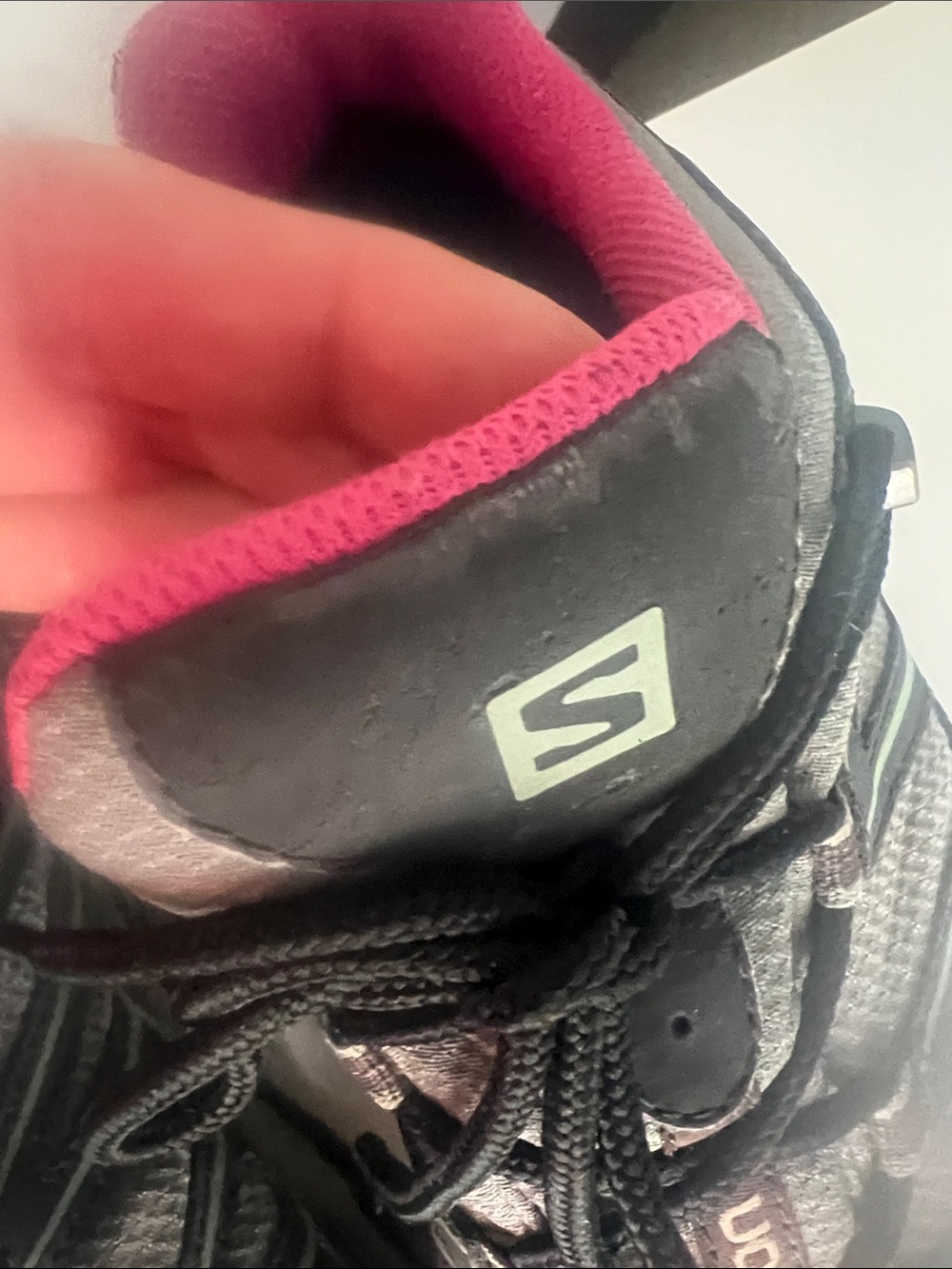 Salomon Women's Gray and Pink Trail Hiking Sneakers Sz 9 - Picture 10 of 13